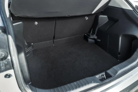 1747993412_1747251225_1747250601_Toyota_Yaris_Cross-3
